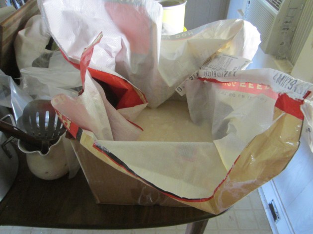 behold my cunning use of a feed back as a box liner!